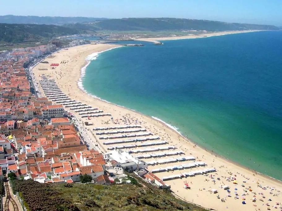 Duplex Apartment Nazare Exterior photo